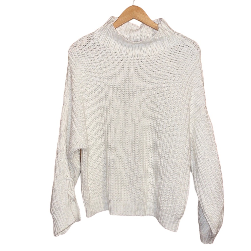 •EXPRESS WHITE KNIT OVERSIZED MOCK NECK SWEATER WITH BRAIDED DROP SLEEVES MEDIUM